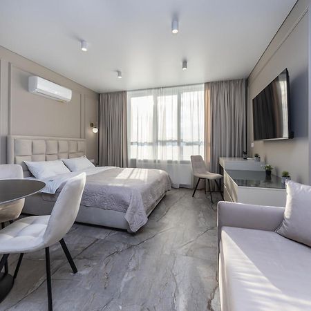 Flatrent Olympic Park, Метро Бориспільська Поруч! كييف المظهر الخارجي الصورة