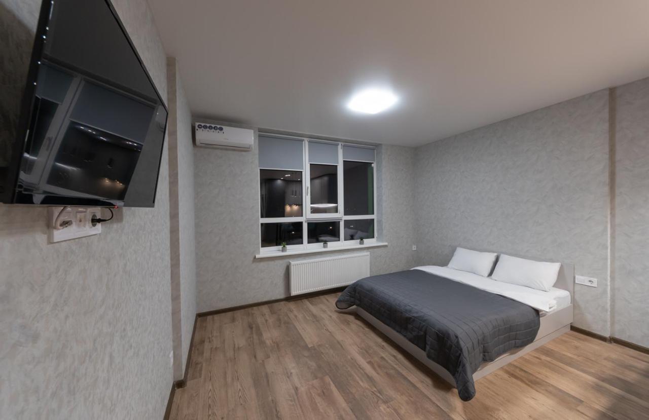 Flatrent Olympic Park, Метро Бориспільська Поруч! كييف المظهر الخارجي الصورة